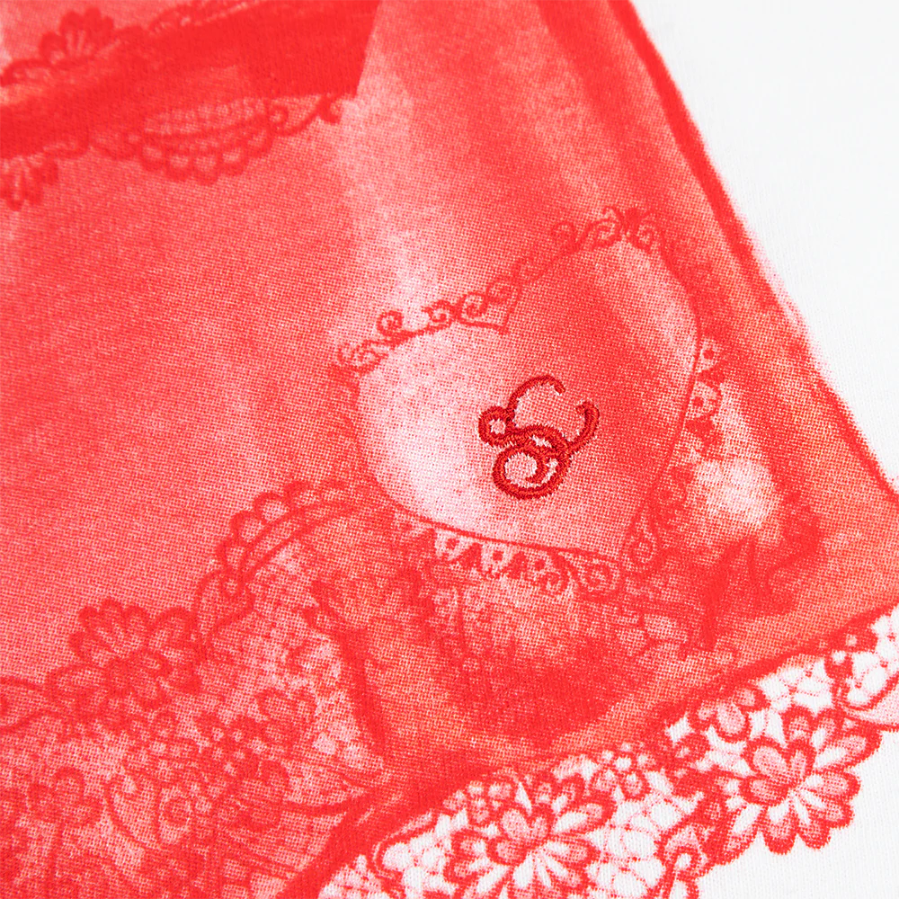 red lingerie tee - Image 4